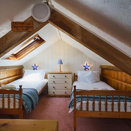 Croft Farm & Celtic Cottages Cardigan Eksteriør bilde