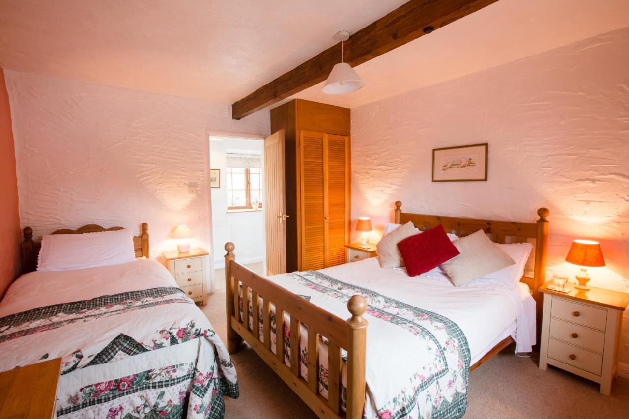 Croft Farm & Celtic Cottages Cardigan Eksteriør bilde